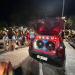 PRAÇA DE ITABORAÍ LOTADA COM CARROS, SOM, E HIP HOP