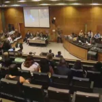 Julgamento do caso Henry Borel é adiado após defesa de Jairinho deixar o plenário