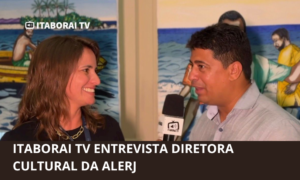 O repórter Anderson Pedrinha, do canal Itaboraí.tv, entrevistou Fernanda Figueiredo, diretora cultural do Palácio Tiradentes, que detalhou de forma clara e objetiva como será 2026, ano em que o prédio histórico completa 100 anos de história. Durante a entrevista, a diretora destacou a programação especial preparada para marcar o centenário, reforçando a relevância cultural, política e histórica do espaço para o Estado do Rio de Janeiro. Segundo Fernanda, a celebração será um marco, com atividades voltadas à valorização da memória e à aproximação do público com o patrimônio histórico. O canal Itaboraí TV também estará organizando grupos para visitação, proporcionando ao público a oportunidade de vivenciar de perto essa importante celebração histórica. Acompanhe a entrevista completa e fique bem informado!