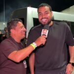 CANTOR YAN ENCERRA A NOITE EM GRANDE ESTILO E ITABORAÍ TV FAZ COBERTURA EXCLUSIVA